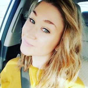 Meet your Posher, Deborah